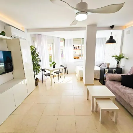 Estudio Vip Mediterraneo - Alojamientos La Torre Torre Del Mar Buitenkant foto